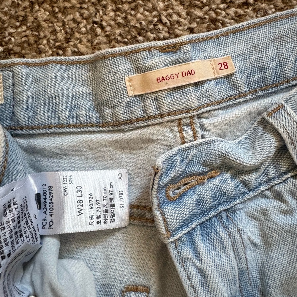 Levi’s baggy dad jeans - Picture 2 of 4